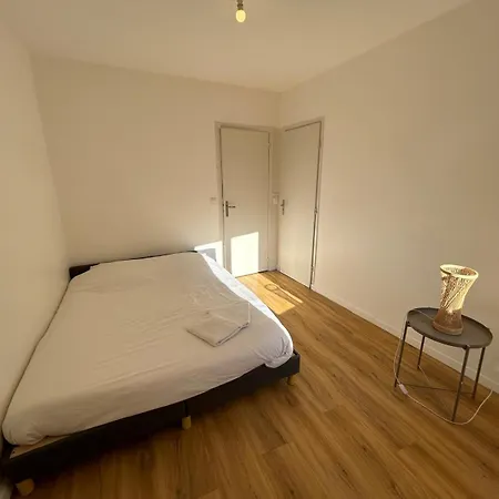 Milan - Au Milieu Des Maisons De Champagne 公寓 *